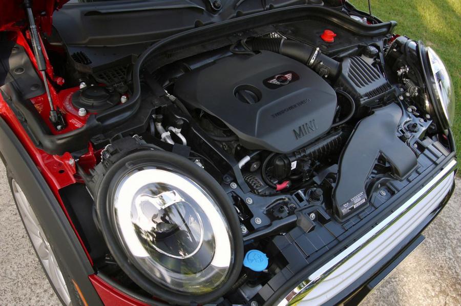  Mini Cooper 2014 года  (фото 46 из 77)